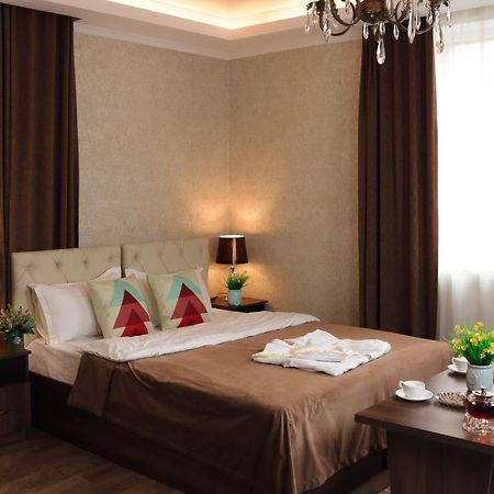 De'Mar Hotel Бішкек Екстер'єр фото