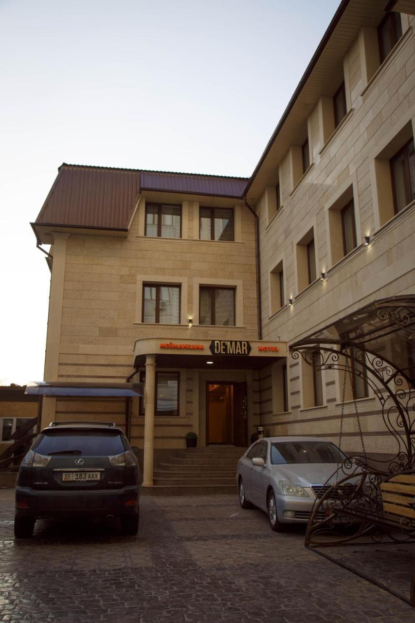 De'Mar Hotel Бішкек Екстер'єр фото