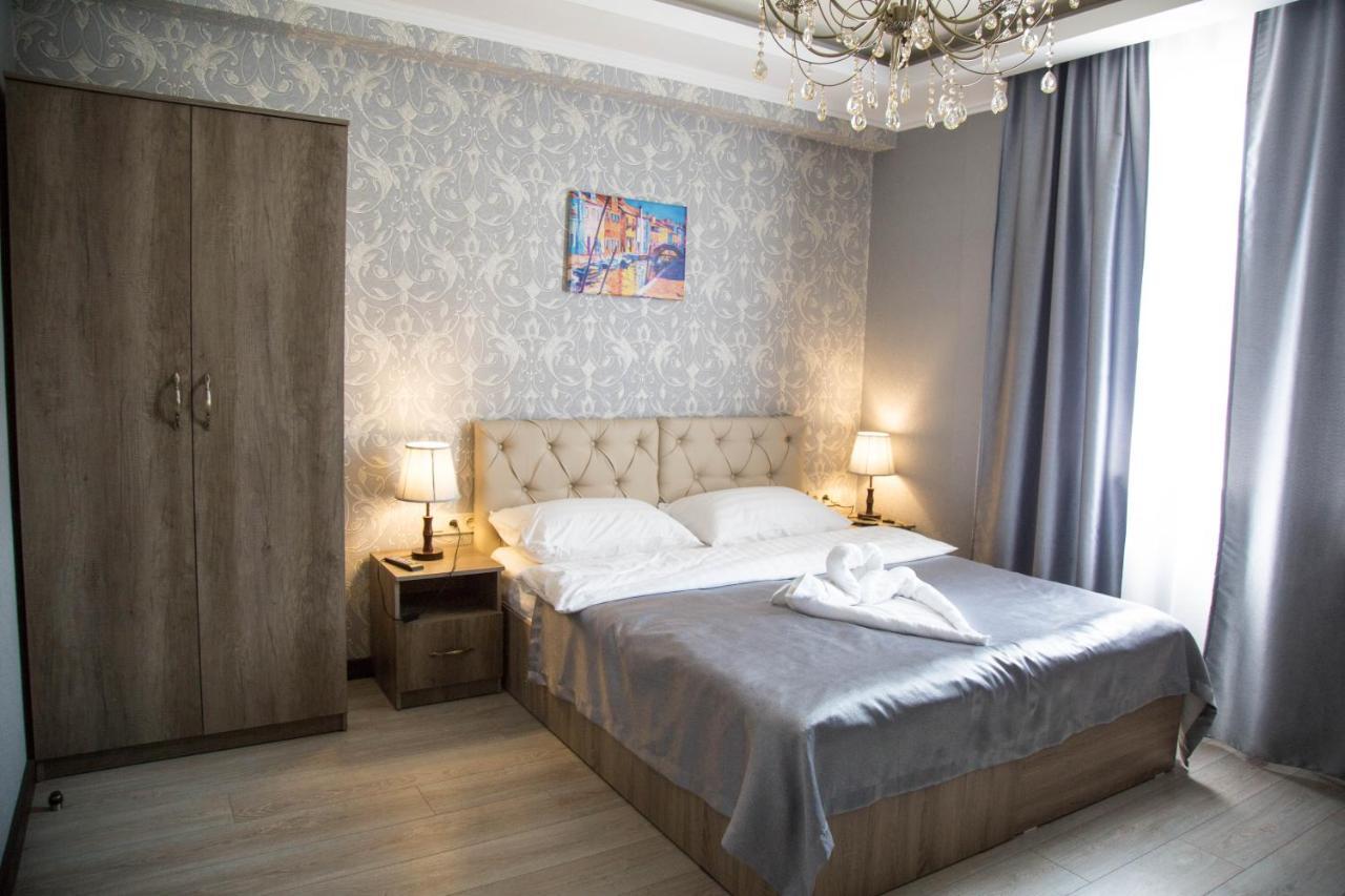 De'Mar Hotel Бішкек Екстер'єр фото