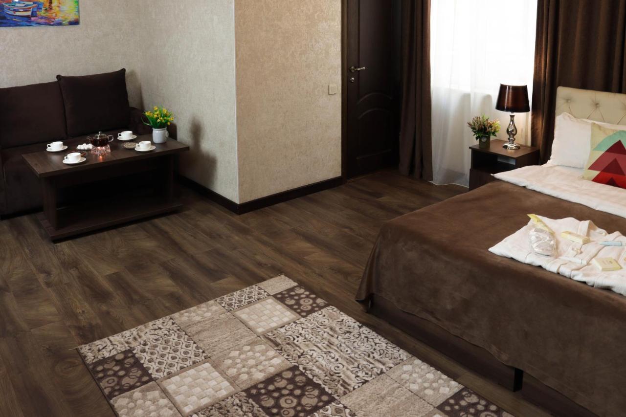 De'Mar Hotel Бішкек Екстер'єр фото