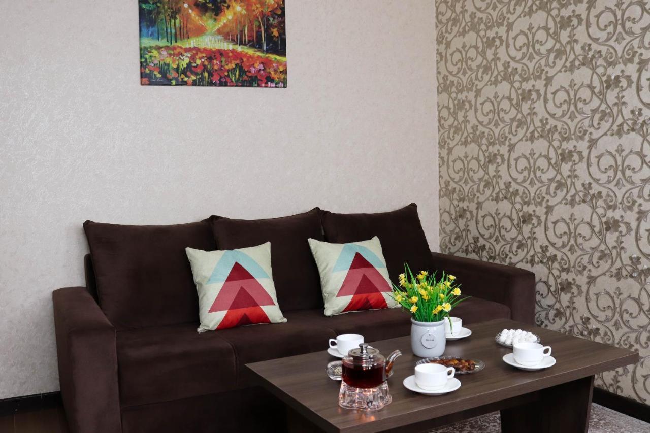 De'Mar Hotel Бішкек Екстер'єр фото