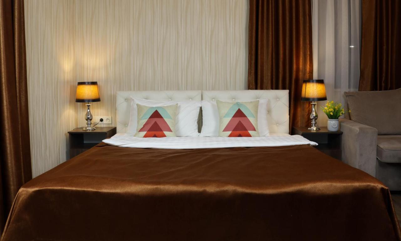 De'Mar Hotel Бішкек Екстер'єр фото