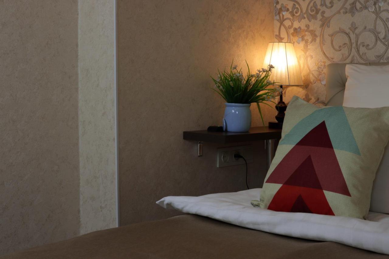 De'Mar Hotel Бішкек Екстер'єр фото